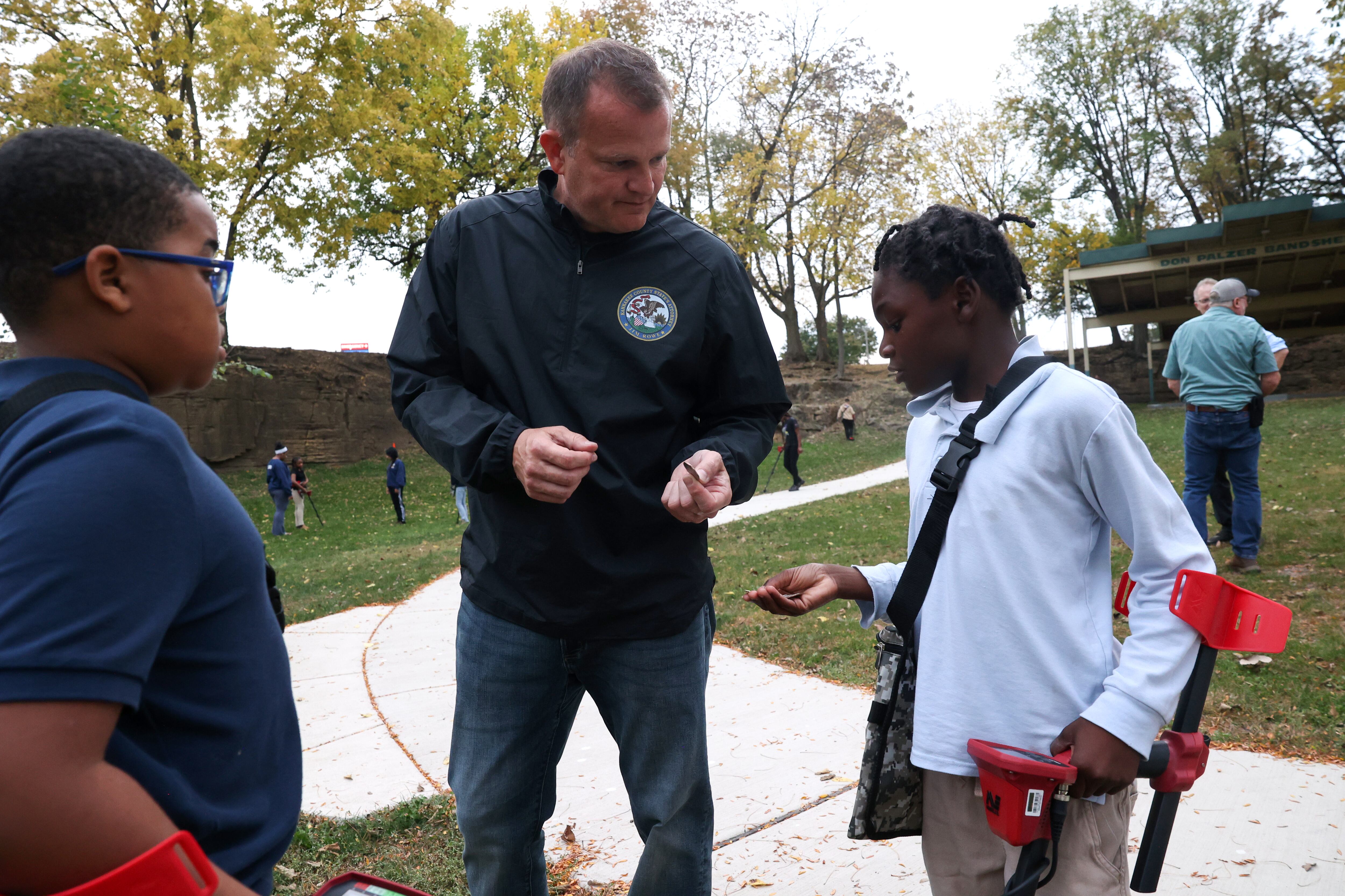 State’s attorney hopes metal detection club helps area kids find more than just treasure — Hinsdale Health news