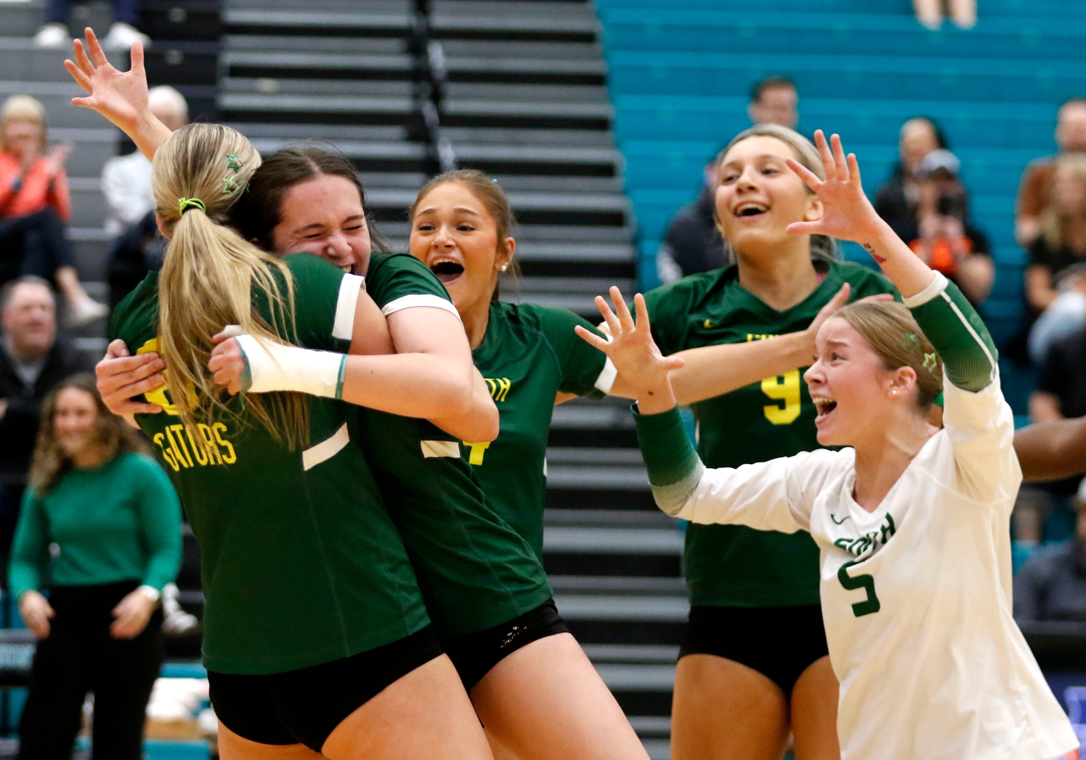Crystal Lake South beats Crystal Lake Central a third time, captures regional title — Hinsdale Sports news